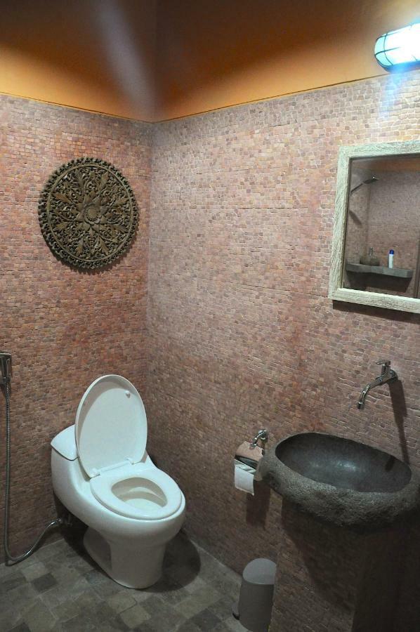 Villa Buddha Malioboro Yogyakarta Kültér fotó